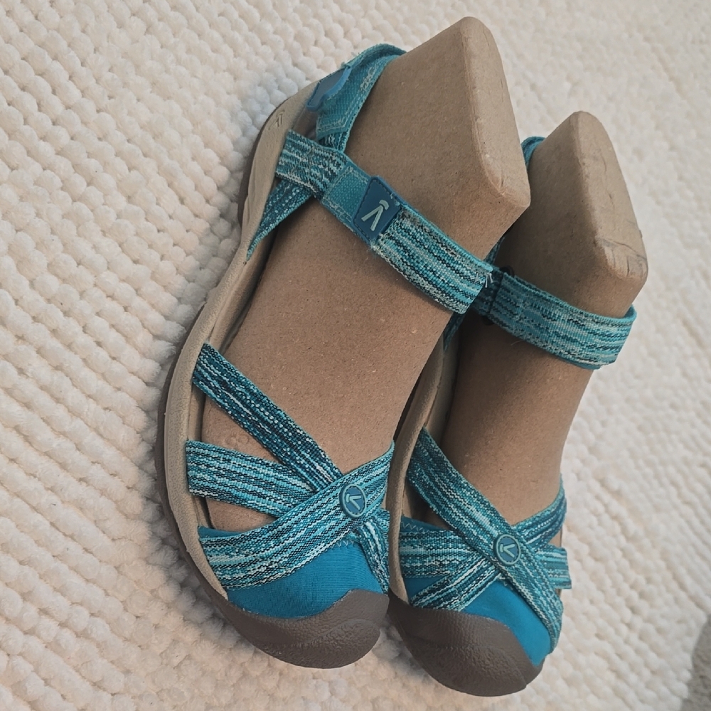 Keen Bali Strap Sandals 9.5 - Teal